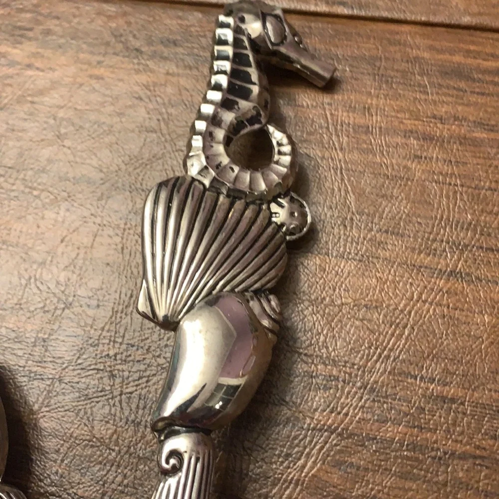 Seahorse silver plated serving set by godinger